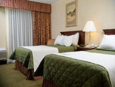 Hotel Days & By Wyndham Flatwoods 2*